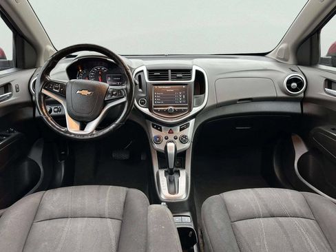 Used 2017 Chevrolet Sonic LT w/ Convenience Package image 36