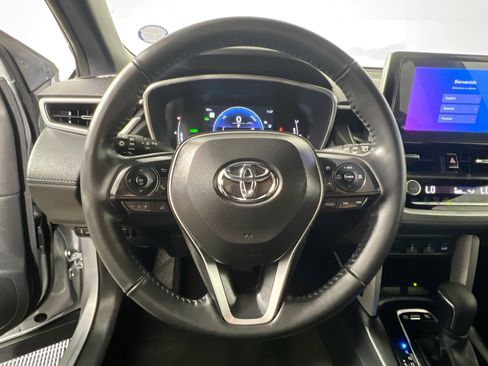 Used 2024 Toyota Corolla Cross XSE image 17