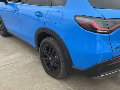 Used 2026 Honda HR-V Sport image 2