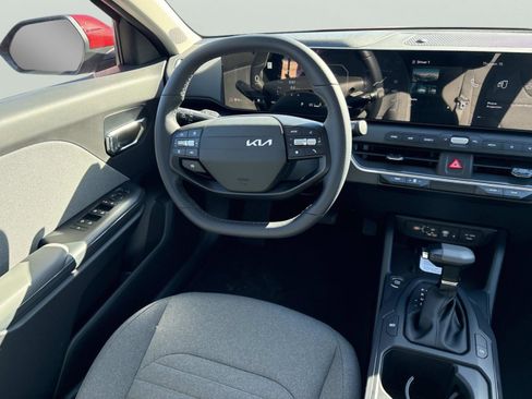 New 2025 Kia K4 EX FWD image 12