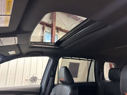 Certified 2023 Honda Passport TrailSport image 37
