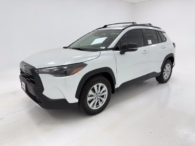 New 2026 Toyota Corolla Cross LE w/ Moonroof Package FWD image 5