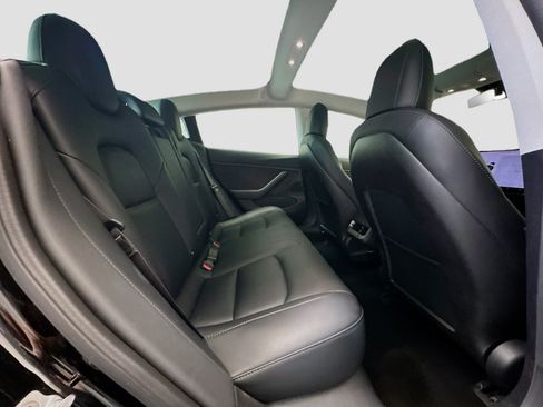 Used 2018 Tesla Model 3 RWD image 18