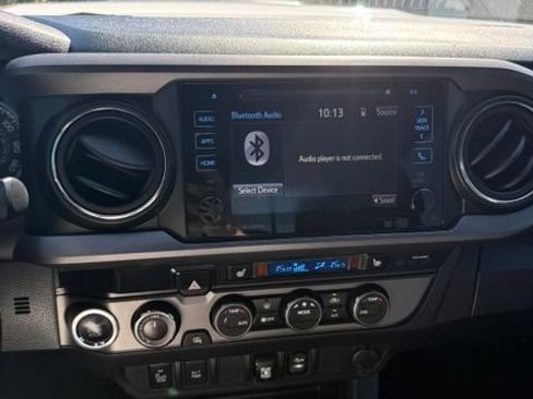 Used 2019 Toyota Tacoma TRD Pro AWD/4WD image 23