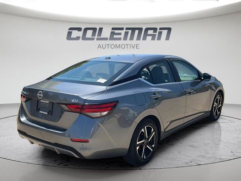 Used 2024 Nissan Sentra SV FWD image 3