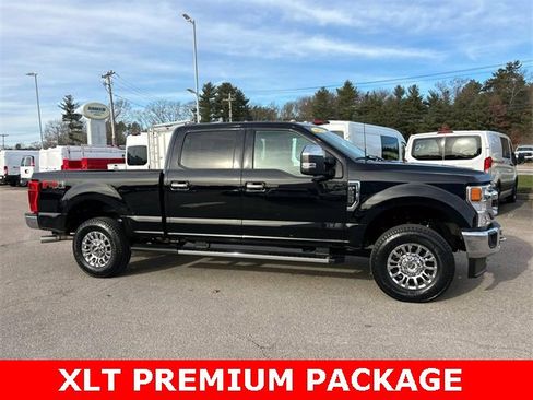 Used 2022 Ford F250 XLT w/ XLT Premium Package image 2