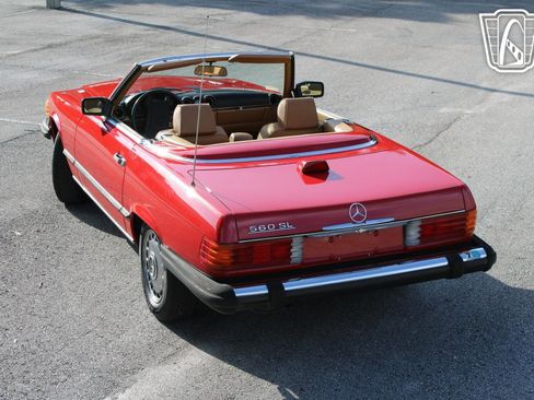 Used 1987 Mercedes-Benz 560 SL image 14