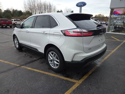 Used 2022 Ford Edge SEL w/ Convenience Package image 8