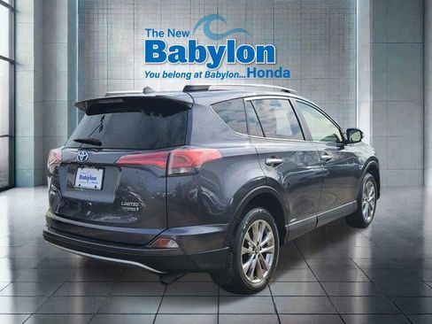 Used 2018 Toyota RAV4 Limited image 4