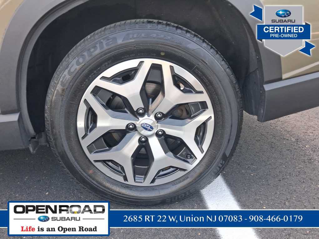 Certified 2023 Subaru Forester Premium AWD/4WD image 11