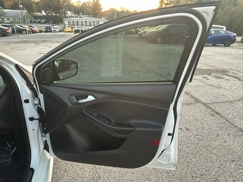 Used 2017 Ford Focus RS image 14