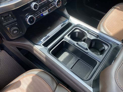 Used 2025 Ford F450 King Ranch w/ Chrome Package AWD/4WD image 32