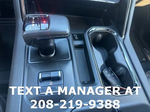 Used 2022 GMC Sierra 1500 AT4 w/ AT4 Premium Package image 39