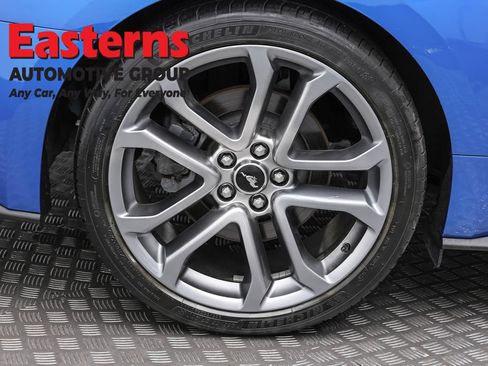 Used 2019 Ford Mustang GT Premium w/ Equipment Group 401A RWD image 28