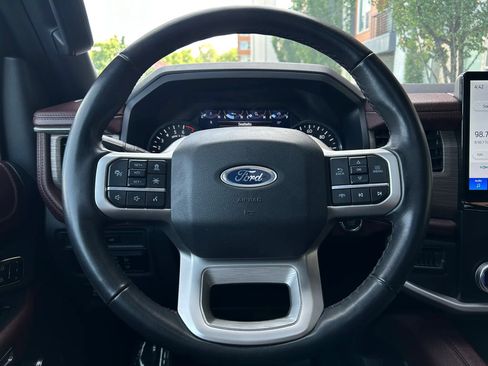 Used 2024 Ford Expedition Max Limited AWD/4WD image 22