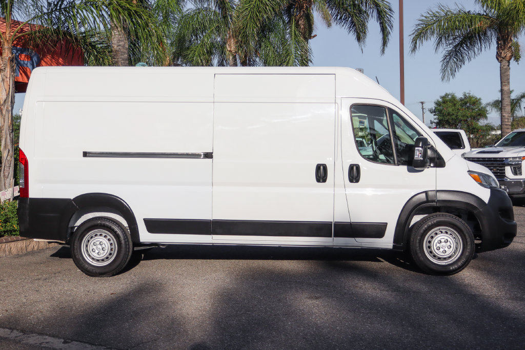 Used 2025 RAM ProMaster 2500 w/ Convenience Group FWD image 10