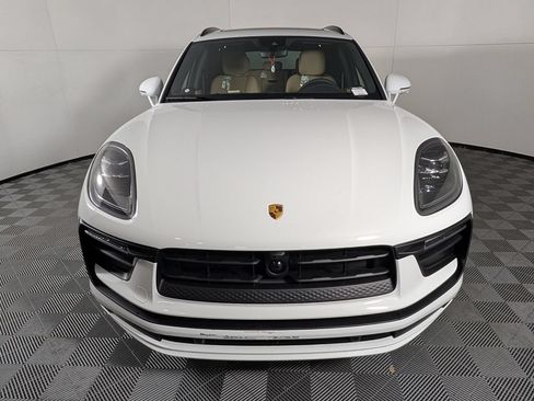 New 2026 Porsche Macan AWD/4WD image 10