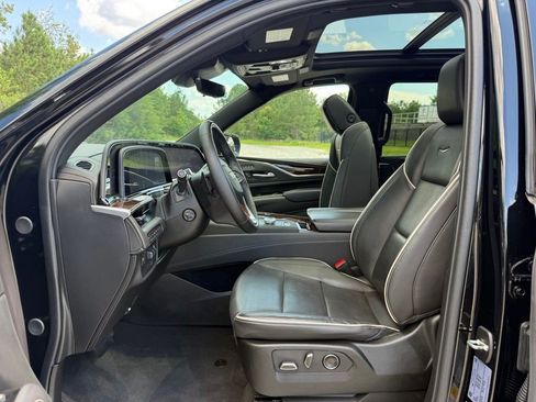 Certified 2024 Cadillac Escalade Premium Luxury w/ Performance Package AWD/4WD image 24