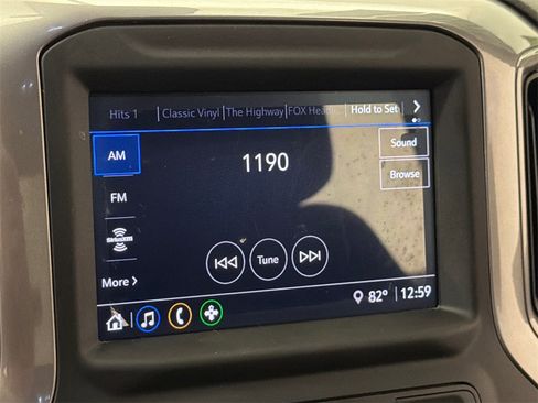 Used 2022 Chevrolet Silverado 1500 Custom image 23