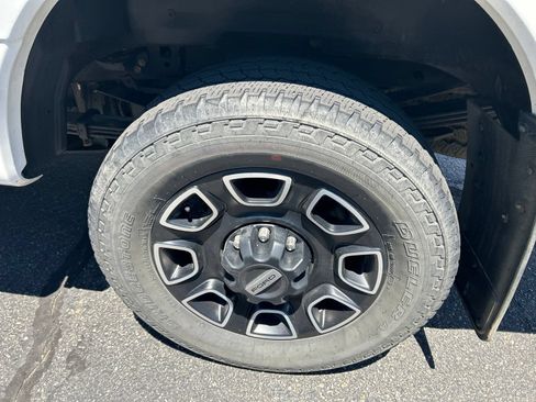 Used 2023 Ford F350 Platinum AWD/4WD image 29