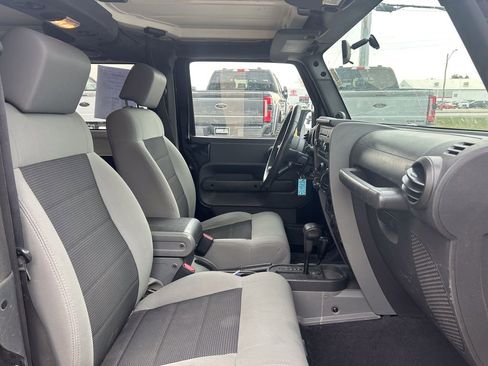 Used 2010 Jeep Wrangler Sport image 15