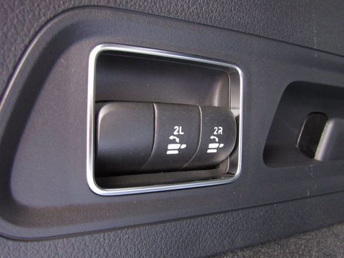 New 2026 Mercedes-Benz GLS 450 4MATIC image 23