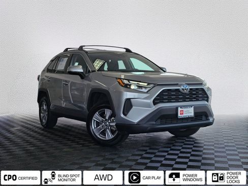 Used 2024 Toyota RAV4 XLE AWD/4WD image 1