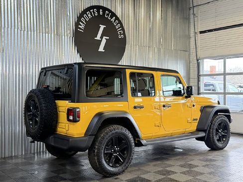 Used 2021 Jeep Wrangler Unlimited Sport AWD/4WD image 3