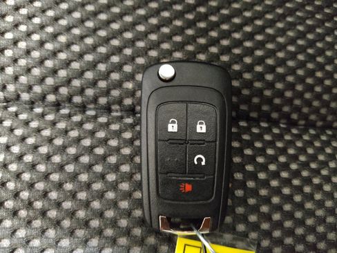 Used 2016 Chevrolet Equinox LT w/ Convenience Package image 32