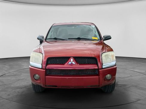 Used 2006 Mitsubishi Raider LS AWD/4WD image 2