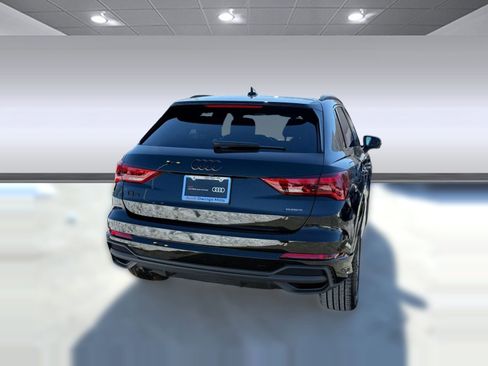 Certified 2025 Audi Q3 2.0T Premium w/ Convenience Package image 8