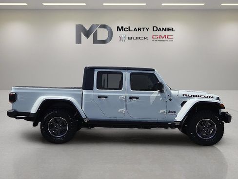 Used 2020 Jeep Gladiator Rubicon AWD/4WD image 15