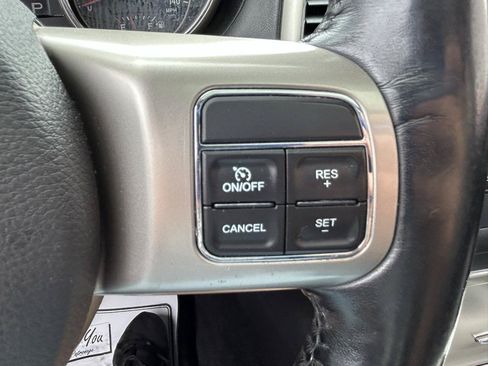Used 2011 Jeep Grand Cherokee Overland AWD/4WD image 20