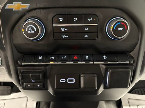 Used 2024 Chevrolet Silverado 2500 Custom w/ Custom Value Package AWD/4WD image 24