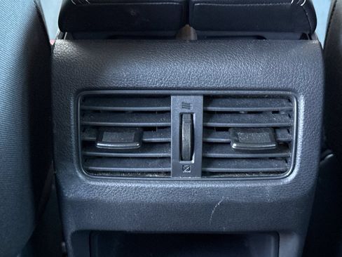 Certified 2024 Nissan Rogue S AWD/4WD image 17