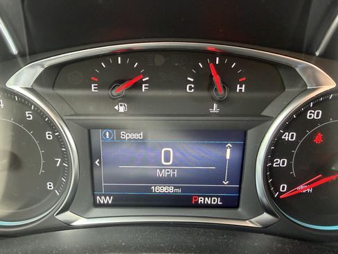 Used 2024 Chevrolet Equinox LT FWD image 14