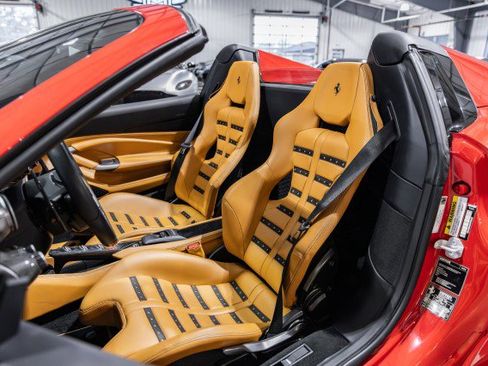 Used 2021 Ferrari F8 Tributo - PASSENGER DISPLAY - FRONT LI image 19