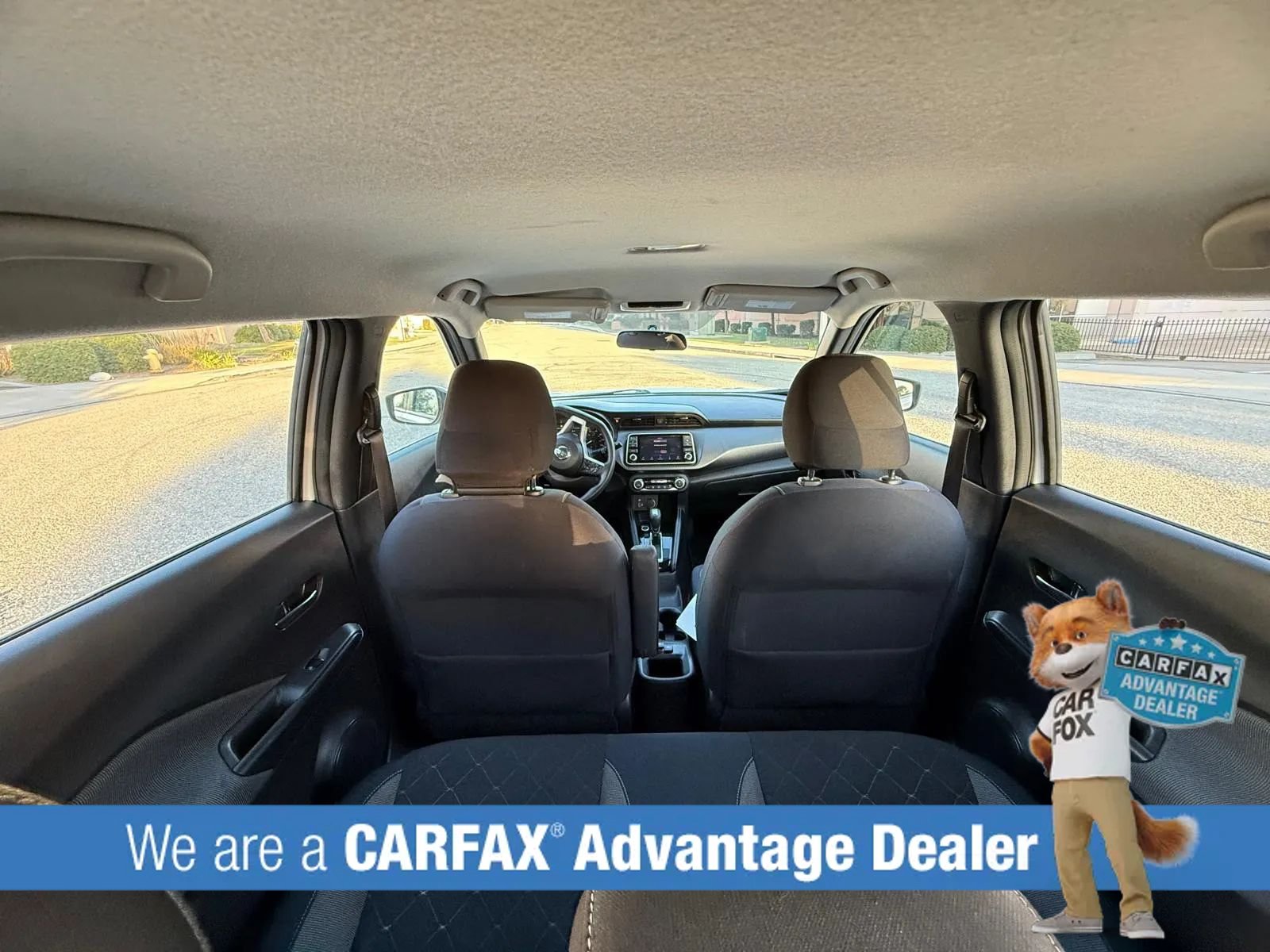 Used 2018 Nissan Kicks SV FWD image 27