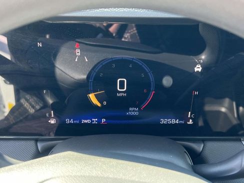 Used 2025 Chevrolet TrailBlazer LT AWD/4WD image 22