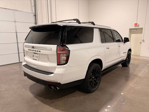 Used 2023 Chevrolet Suburban High Country image 5
