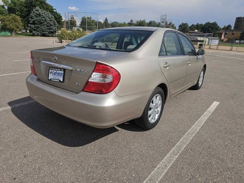 Used 2002 Toyota Camry LE image 5
