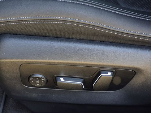 Certified 2024 BMW 530i xDrive w/ Premium Package image 17