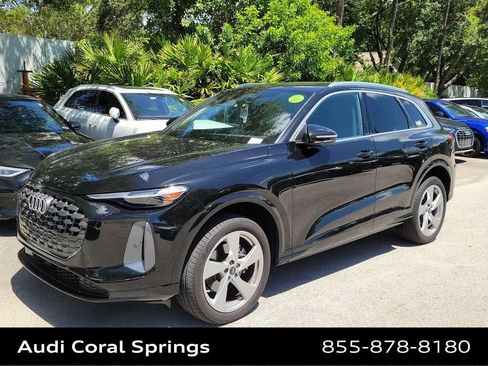 Certified 2025 Audi Q5 Premium w/ Premium Plus AWD/4WD image 11