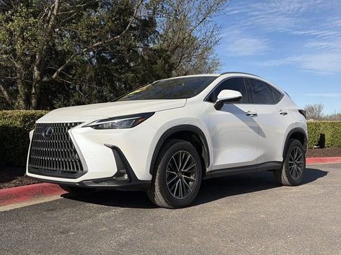 Used 2025 Lexus NX 350h AWD w/ Premium Package image 10