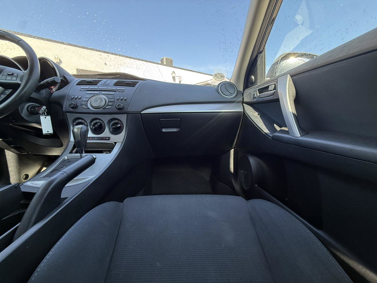 Used 2011 MAZDA MAZDA3 s Sport FWD image 21