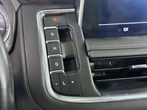 Used 2021 Chevrolet Tahoe Z71 w/ Z71 Signature Package image 25