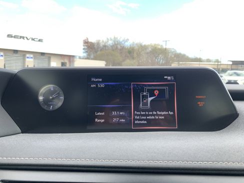 Used 2020 Lexus UX 200 w/ Premium Package image 24