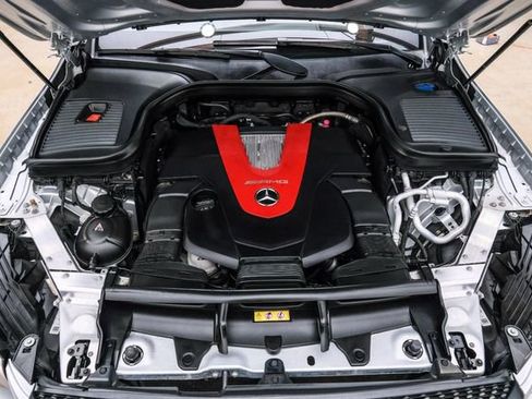 Used 2019 Mercedes-Benz GLC 43 AMG 4MATIC Coupe image 8