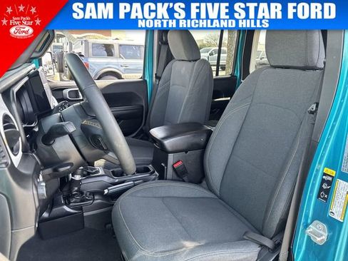 Used 2024 Jeep Wrangler Unlimited w/ Convenience Group image 20