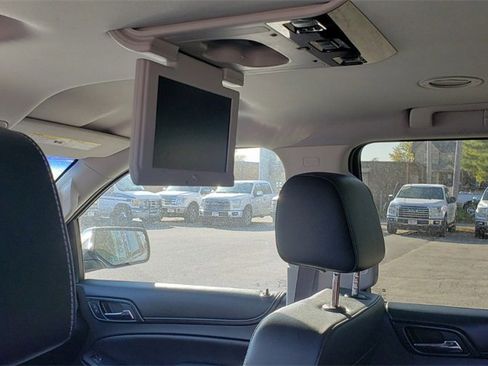 Used 2017 Chevrolet Suburban Premier w/ Max Trailering Package image 16